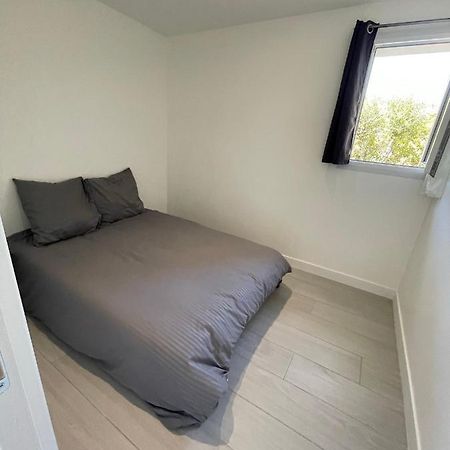 appartement bas de villa avec piscine privée partagée proche bord de mer Cagnes-sur-Mer Esterno foto